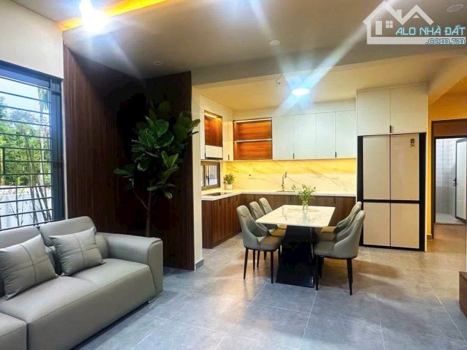 Nhà đẹp giá rẻ - Kiệt ô tô Minh Mạng ⭐️⭐️⭐️⭐️⭐️⭐️⭐️⭐️⭐️⭐️⭐️⭐️⭐️