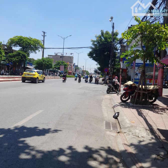 Giảm 300 tr Trường Chinh-Kiến An- 3 Tầng -Ô tô vào tận cửa-Ngõ Nông.Giá chỉ hơn 2 tỷ