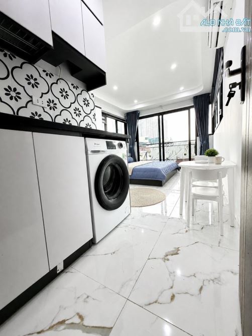 Bán CHDV Thanh Xuân, gần Royal, 65m x 8T, 17 căn hộ, gần Vành Đai 2.5, dòng tiền 90 tr/ th