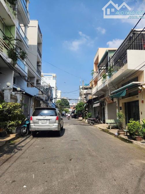 Bán nhà Bình Thới 67m2 nở hậu hình L 5,6m hẻm xe hơi, 4 tầng đúc kiên cố nhỉnh 9 tỷ.