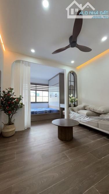 Bán CCMN Hoàng Hoa Thám – Ba Đình, 125m² x 7T, 28 phòng khép kín, dòng tiền 150 triệu/ th