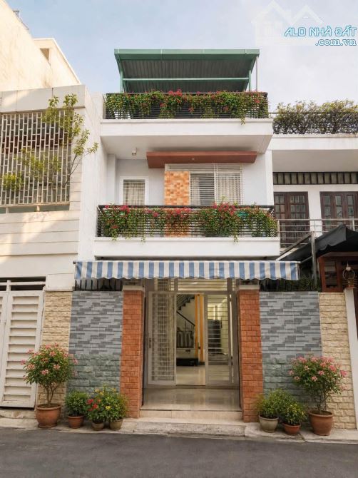 Chủ giảm lần 3 thêm 400Triệu! Cần bán nhà hẻm oto Đỗ Thị Lời, Q3-DT 79m2. Giá chốt 3Tỷ140