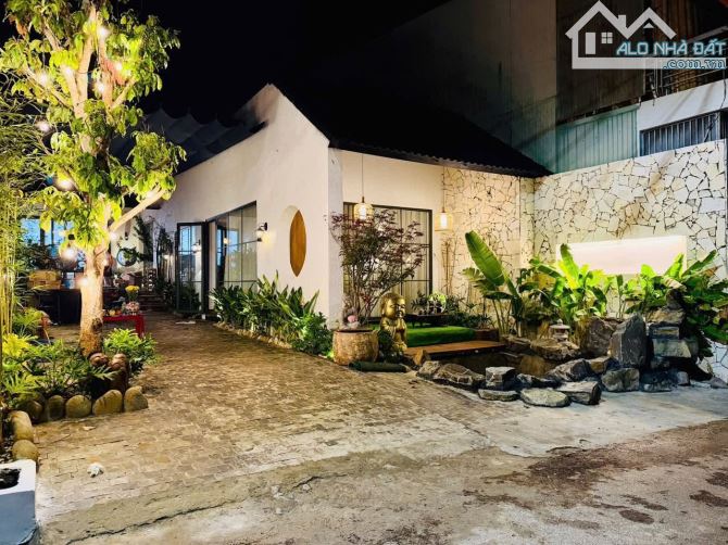 NHÀ HẺM 93 NGUYỄN VĂN CỪ, DT: 9X15M (THỰC TẾ 34M), H: TÂY NAM, GIÁ: 9,98 TỈ