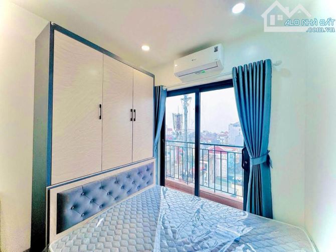 CĂN HỘ DỊCH VỤ 35 TỶ 85m 9 TẦNG XUÂN LA THÂY HỒ HAI MẶT NGÕ OTO QUA 31 PHÒNG KHÉP KÍN