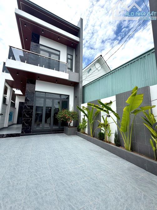 🌳 Hạ 300Tr Căn Villa mini Ngang 6x20m – Đường Ô Tô 💰Chỉ 2.980 Tỷ