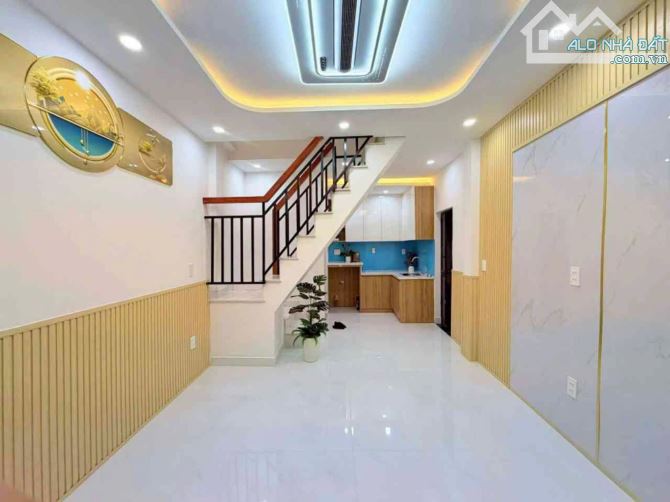 Chỉ 2,x Tỷ Sở Hữu Nhà Đẹp 3 Tầng Âu Dương Lân P3 Quận 8 - 3PN