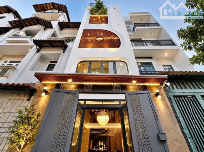 CHỦ THIỆN CHÍ BÁN NHANH NHÀ PHẠM HỮU CHÍ, Q.5. GIÁ 4.28TỶ/64,4m2. KD CHO THUÊ 26 TRIỆU