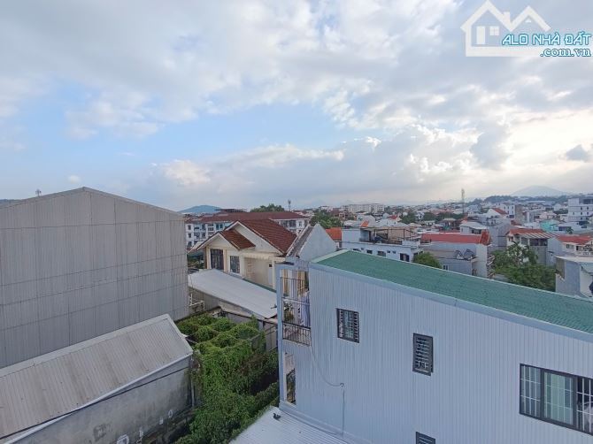 BÁN DÃY TRỌ 4 TẦNG 400M2 MT TRẦN PHÚ ĐỐI DIỆN TRƯỜNG ĐẠI HỌC PHÚ XUÂN-TP HUẾ GIÁ 11.X TỶ