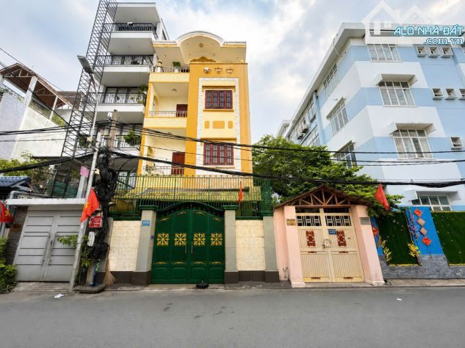 Cách Mặt Tiền Nguyễn Trãi Q1-10 Bước Chân. Xe hơi ngủ trong nhà.40 tỷ-105m2-4 tầng.