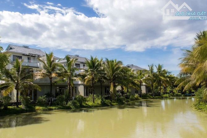Nhà phố và biệt thự view sông hồ phiên bản giới hạn giá tốt nhất