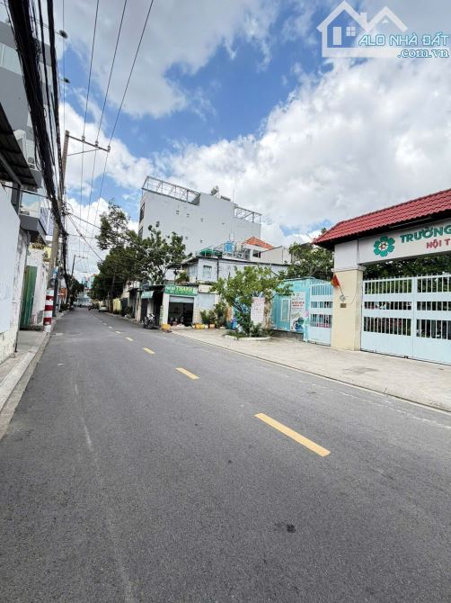 BÁN GẤP HẺM XE HƠI LẠC LONG QUÂN, 75M2 ĐẤT, 2 TẦNG, ĐANG CHO THUÊ 20TR/TH