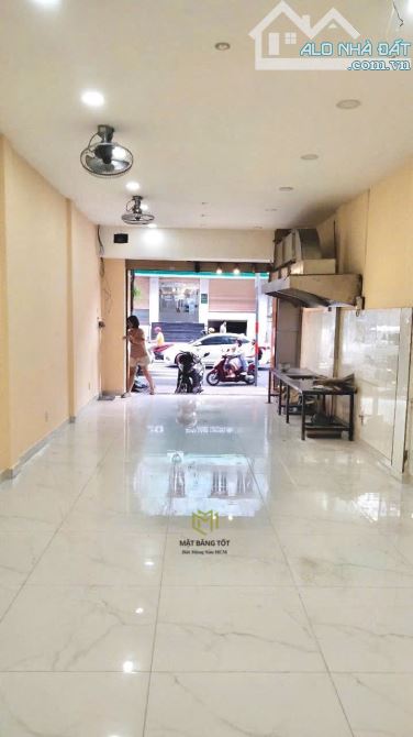 Bán nhà mặt tiền Sư Vạn Hạnh.P12 Quận 10 ngay Vạn Hạnh Mall, 4 lầu, 4x17 chỉ 2x tỷ