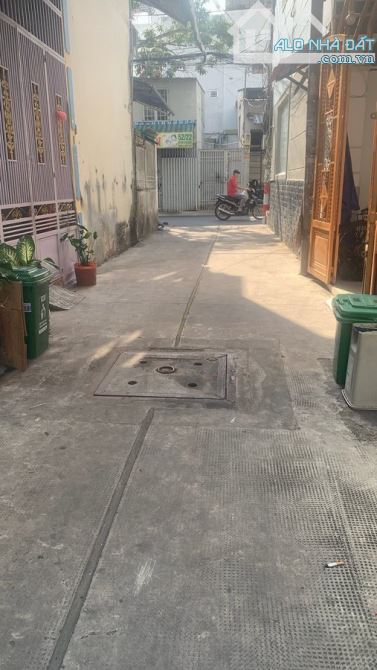 BÁN MẶT BẰNG KHO –HUỲNH VĂN NGHỆ- TÂN BÌNH – DT 5.55X17.5 NỞ HẬU 9.55 – CHỈ 9.2 T.Ỷ