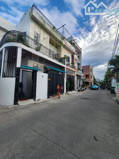 Nhà đẹp Nguyễn Lương Bằng chủ cần bán gấp