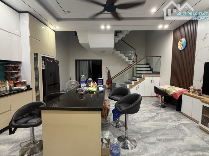 SIÊU PHẨM 03 TẦNG MỚI KENG ĐƯỜNG 7M5 Lề 4M KHUÊ MỸ ĐÔNG 7 CHỈ 16,5 TỶ