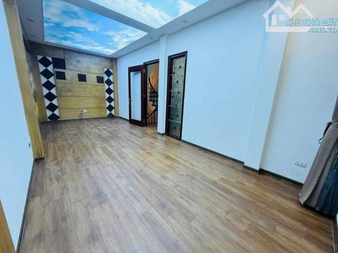 Sát phố Phạm Đình Hổ 30m x5T giá nhỉnh 5 tỷ 2 thoáng sổ đỏ CC có TL bao QH
