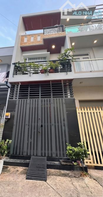 BÁN NHÀ ĐẸP MỚI KIÊN CỐ NGAY XÓM ĐẤT QUẬN 11-GIÁ:3.78TỶ/60,2m2(4,3x14m)