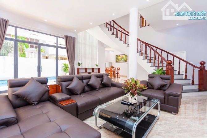 BÁN BIỆT THỰ KHU Á CHÂU PHƯỜNG 2 GẦN BIỂN THÍCH HỢP NGHĨ DƯỠNG 431M2 (20MX22M)