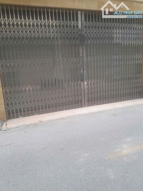 MẶT PHỐ BỒ ĐỀ 45M² – LÔ GÓC 2 THOÁNG – MT 6M – THANG MÁY – KINH DOANH – CĂN HÓT.