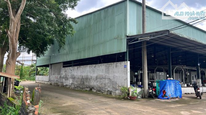 X135 Bán Nhà xưởng có sẵn lò mổ gia cầm Trảng Bom gần Ngã 3 Sông Thao - TP .ĐỒNG NAI ----
