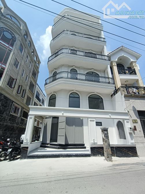Khách sạn mới xây 25 phòng - 6 tầng - Thang máy - Chỉ 32 tỷ còn thương lượng
