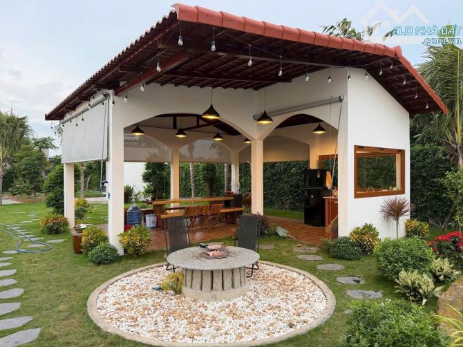 NHÀ VƯỜN 1.215M² – ĐỨC HÒA, LONG AN | GIÁ 10,5 TỶ