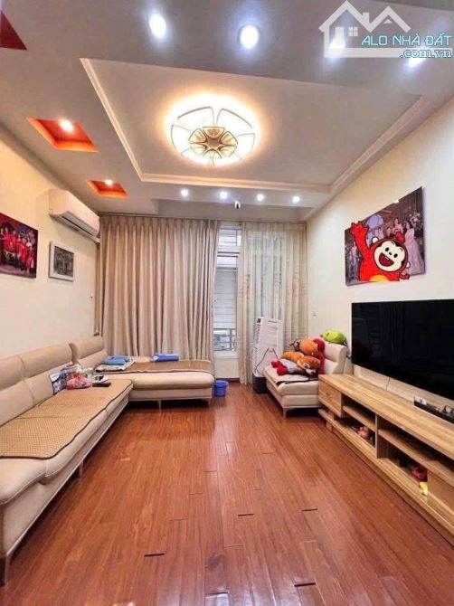 12.4 TỶ - PHÂN LÔ TRUNG YÊN - 50M2*5TẦNG - 15M RA Ô TÔ TRÁNH - 80M RA PHỐ - DÂN XÂY