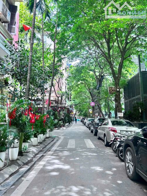 BÁN TOÀ VĂN PHÒNG QUẬN THANH XUÂN, 100M 9 TẦNG MẶT TIỀN 6M GIÁ 60TỶ