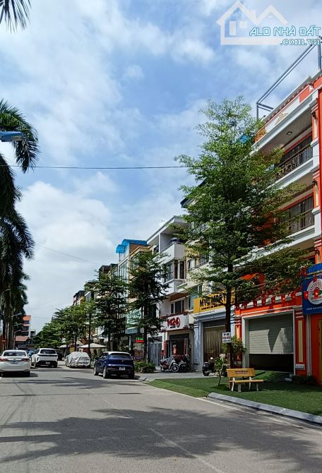 LK Tân Tây Đô 95,6m2-5 tầng Thang máy, đường đôi Kinh doanh, chỉ 16,386 tỷ