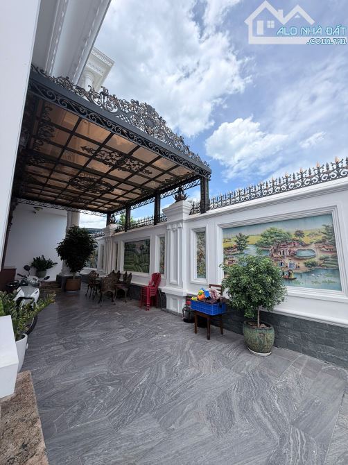 House for sale, 300 m², Vĩnh Nguyên