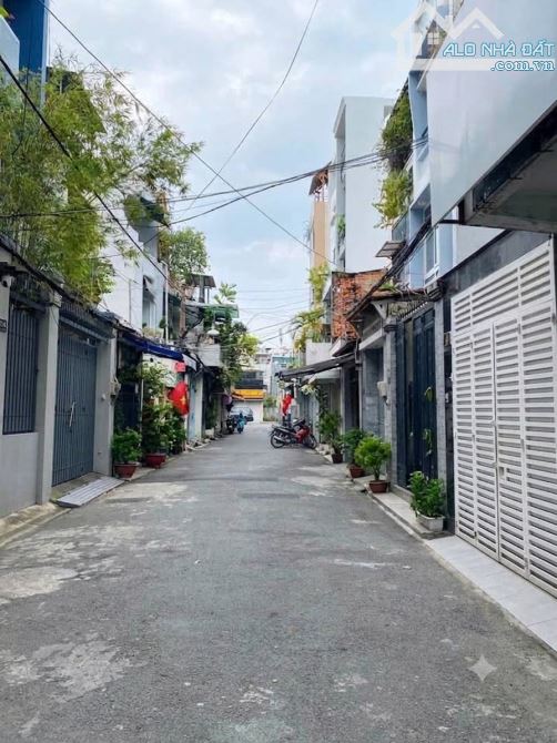 Nhà đẹp NGAY Gò Dầu - Hẻm ÔTÔ 7m gần MẶT TIỀN - 4x16m 4 tầng BTCT - Nhỉnh 7 tỷ