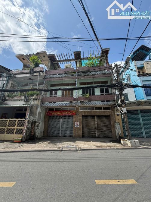 Giảm 7 tỷ ...Bán nhà Mặt tiền Đất Thánh, P.6, Tân Bình. DT: 8,4 x 63=530m2, giá 85 Tỷ TL.