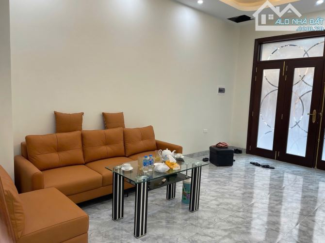 Bán liền kề full nội thất, 56m, 7.9tỷ