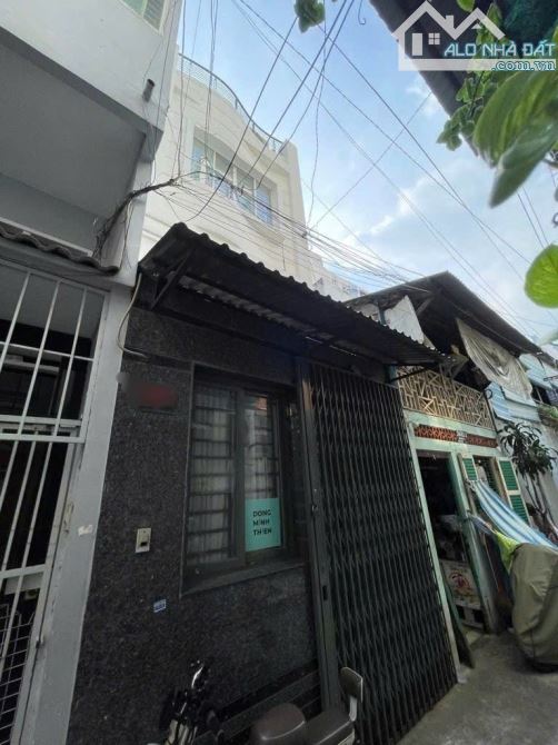 Trung Tâm Q.1 - Nguyễn Văn Cừ - DT: 32m2 - 4 tầng - 5 tỷ 680
