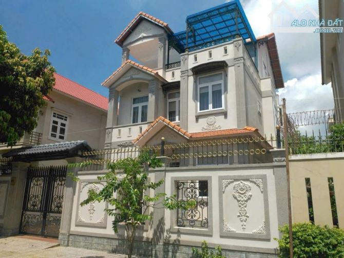 BIỆT THỰ ĐỒI 2 – TÀI SẢN ĐẸP GIỮA LÒNG TP. VŨNG TÀU, HOÀN CÔNG ĐẦY ĐỦ, RIÊNG TƯ LÂU DÀI