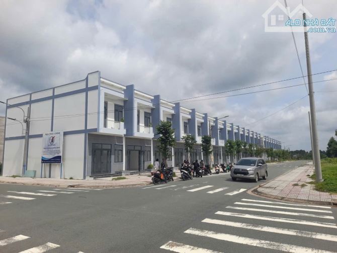 🏡 Đinh Đức Thiện, KCN Cầu Tràm , Long An. DT 5 x 14, 2 tầng. Giá 1,x tỷ . 🍀🍀🍀🍀