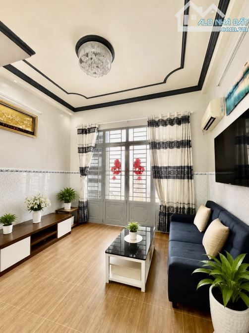 NHÀ ĐẸP Ở NGAY – ĐƯỜNG XE TẢI KINH DƯƠNG VƯƠNG – SÁT VÁCH AEON MALL B.TÂN - 💥Gia đình c