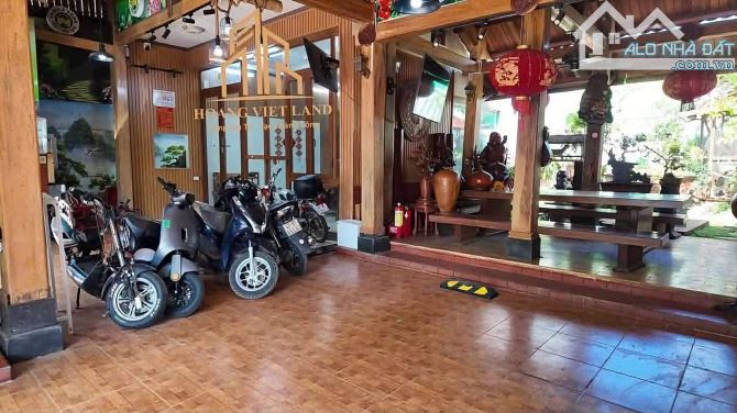 BIỆT THỰ MẶT TIỀN Y MOAN -ĐỂ LẠI TOÀN BỘ NỘI THẤT, DT: 10x16M, GIÁ: 10,3 TỈ