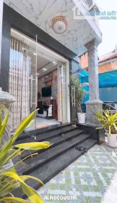 BIỆT THỰ 3 TẦNG - KHU DÂN CƯ GIA HÒA - ĐƯỜNG SỐ 3 - BÌNH CHÁNH - DT: 8 * 19M - 16 TỶ