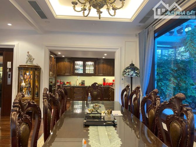 O tô đỗ cửa phố Minh Khai 50m2 x5T thang máy nhập khẩu nhà mới coong KD gần trường đại học