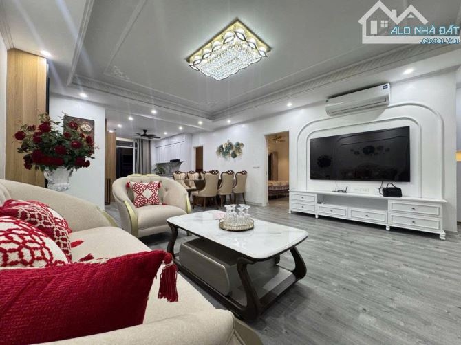 BÁN CĂN HỘ CHUNG CƯ 250 MINH KHAI HAI BÀ TRƯNG 130M 3 NGỦ NHỈNH 10 TỶ