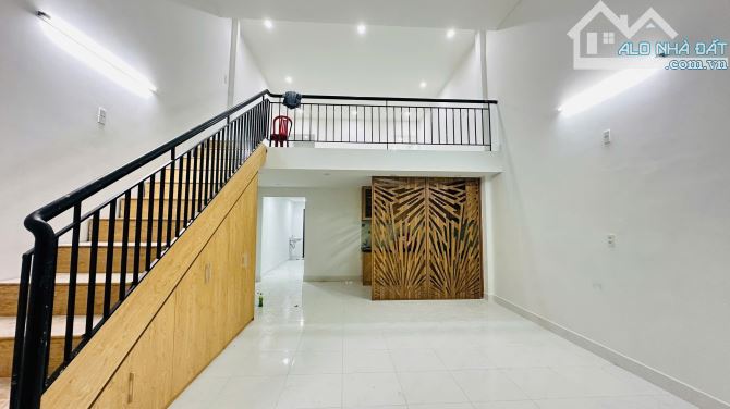 Bán sấp nhà mễ lửng trung tâm cẩm lệ giá sập hầm