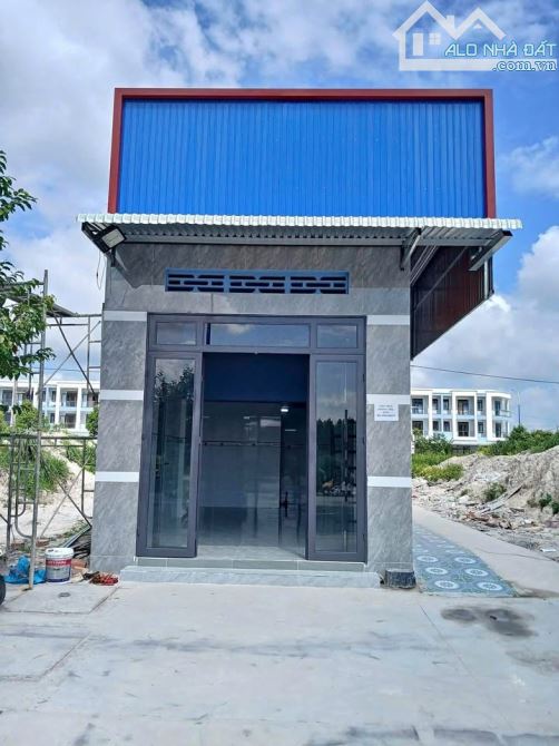 Bán dãy trọ 10 phòng đang cho thuê, 244m2 ngay Tân Phú Trung, SHR, Giá 1.1 Tỷ.