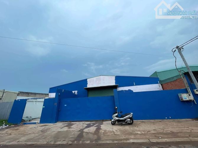 Bán nhà xưởng mặt tiền đường nguyễn thị ly 20m x 45m tổng 800m giá 26.5 tỷ