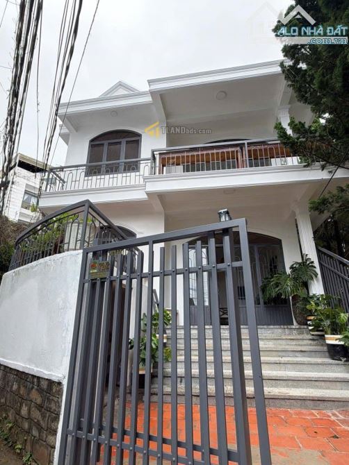 Nhà phố Nguyễn Văn Trỗi Trung Tâm P2 ĐàLạt gần 100m2 chỉ hơn 8 ty
