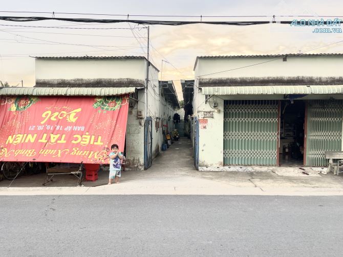 920tr bán gấp dãy trọ 12 phòng ngay KCN Tân Phú Trung (300m2) sổ hồng riêng