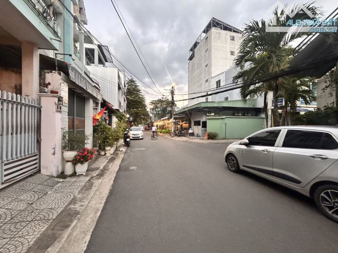 Cực sốc! Chỉ 9tỷ x sở hữu nhà 2 tầng mặt tiền Mỹ Đa Đông gần sát biển