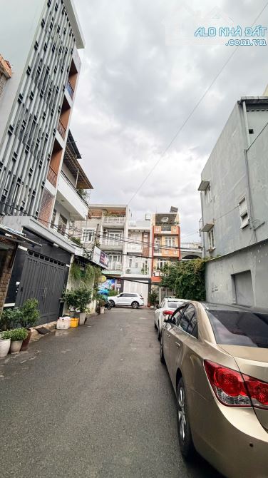 NHÀ TRẦN MAI NINH - 3 TẦNG - 74M² - NGANG 4.7M - GIÁ 10.8 TỶ - KHÔNG GIAN THOÁNG MÁT