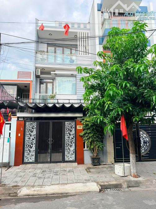 🔥 Bán nhà 3 tầng 3 mê đúc đường Nguyễn Khang, trung tâm Thanh Khê. Dt đất 95m (ngang 5m