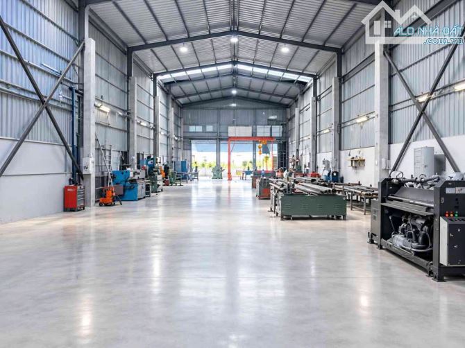 BÁN GẤP NHÀ XƯỞNG - MẶT TIỀN TL10 - GẦN VÒNG XOAY TRẦN VĂN GIÀU - DT 850M - FULL THỔ CƯ -